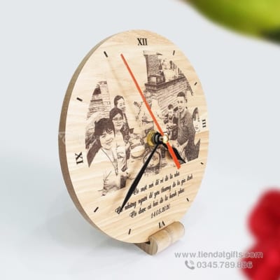 Đồng hồ gỗ khắc hình ảnh, đồng hồ gỗ khắc logo  làm quà tặng độc đáo - 15