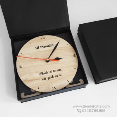 Đồng hồ gỗ khắc hình ảnh, đồng hồ gỗ khắc logo  làm quà tặng độc đáo - 37